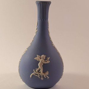Vintage Wedgwood Jasperware Blue Bud Vase , Depict Cherubs